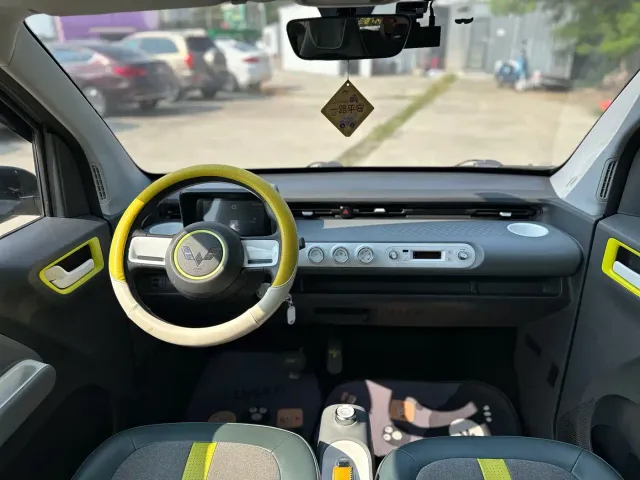 Wuling Hongguang Mini EV — Фото автомобиля 7