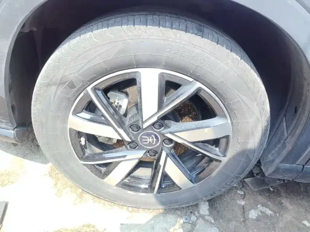 BYD Song Pro — Фото автомобиля 22