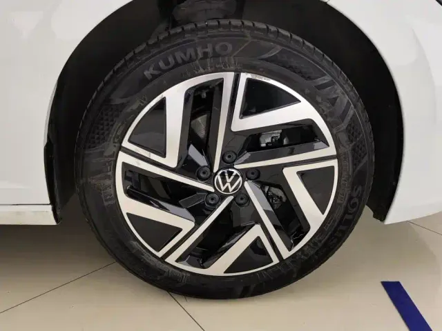 Volkswagen Sagitar — Фото автомобиля 6