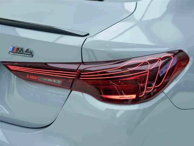BMW M4 — Фото автомобиля 23