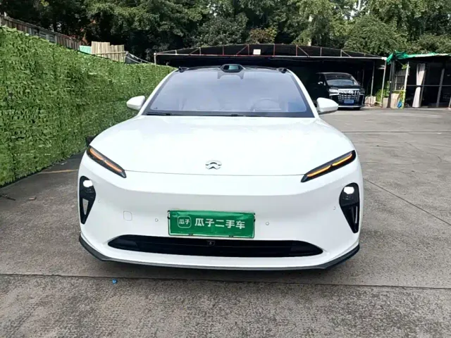 Nio ET5 — Фото автомобиля 2