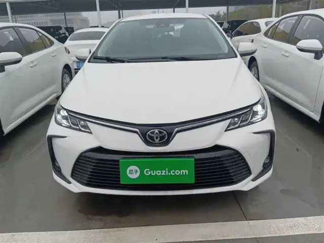 Toyota Corolla — Фото автомобиля 2