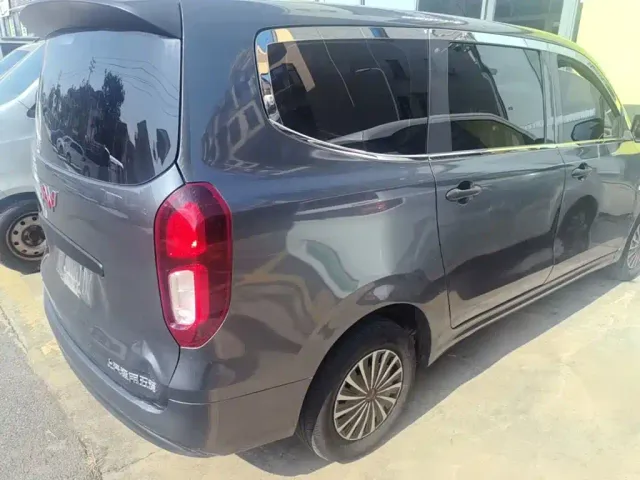 Wuling Hongguang — Фото автомобиля 6