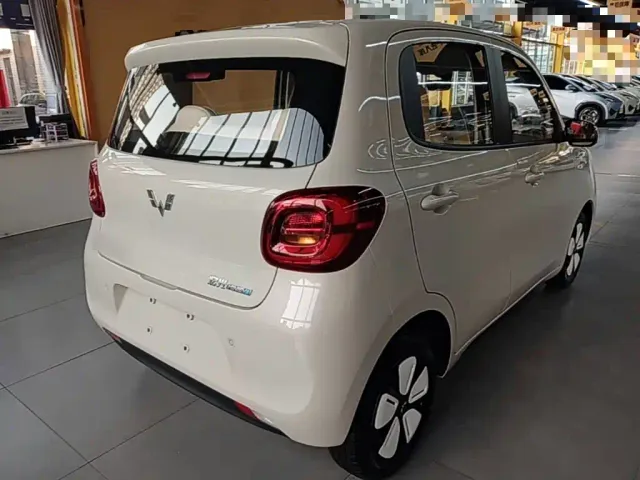 Wuling Hongguang Mini EV — Фото автомобиля 6