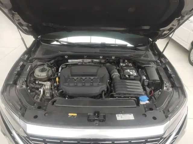 Volkswagen Passat — Фото автомобиля 19
