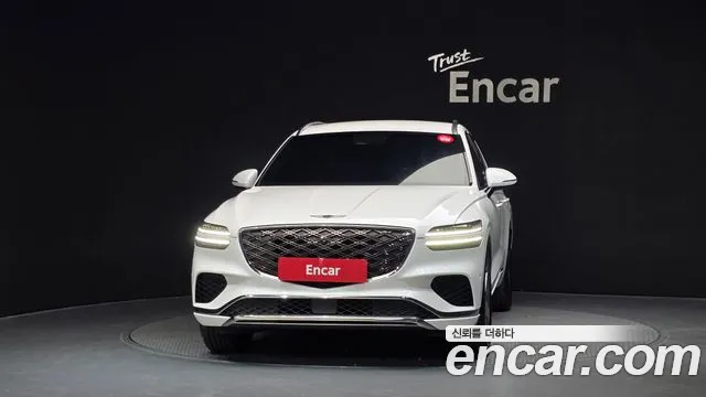 Genesis GV70 — Фото автомобиля 3