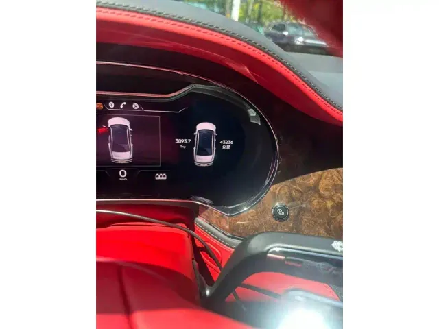 Bentley Flying Spur — Фото автомобиля 7