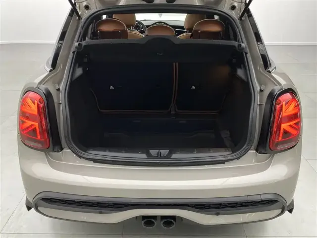 MINI Hatch — Фото автомобиля 30