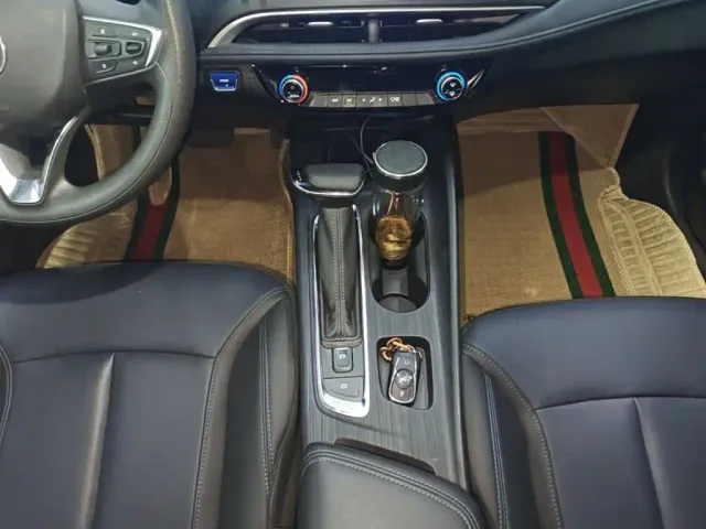 Buick Velite 6 — Фото автомобиля 13