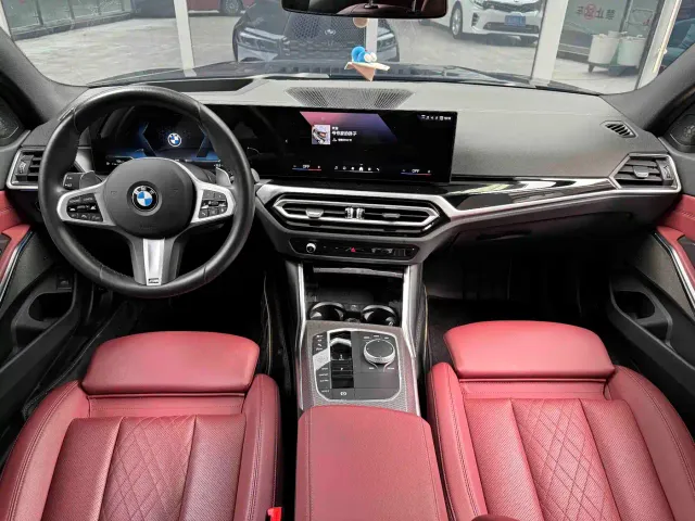 BMW 3 Series — Фото автомобиля 12
