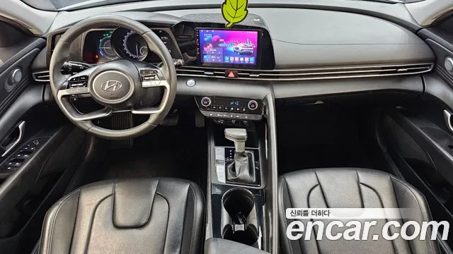 Hyundai Avante CN7 — Фото автомобиля 10