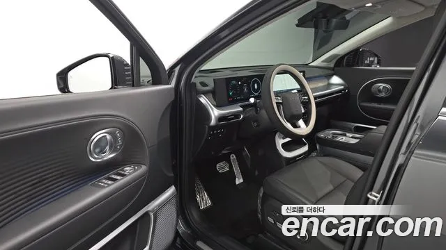 Hyundai Ioniq 9 — Фото автомобиля 10