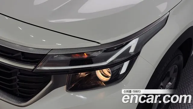 Kia Seltos New — Фото автомобиля 7