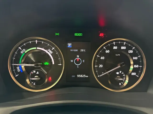 Toyota Vellfire — Фото автомобиля 15