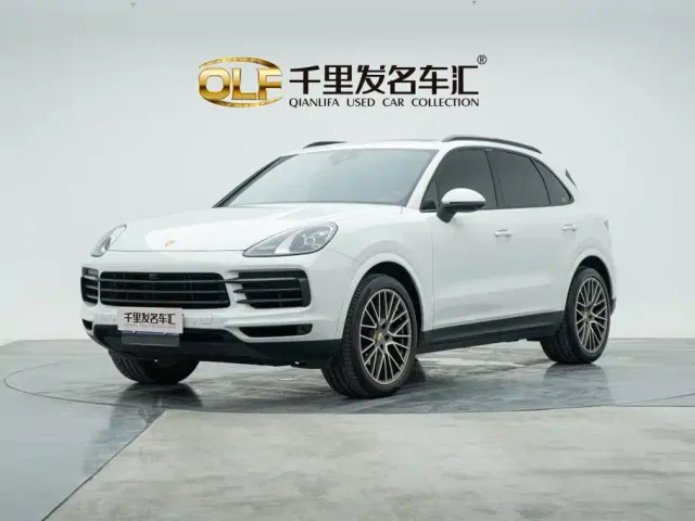 Фотография автомобиля — Porsche Cayenne