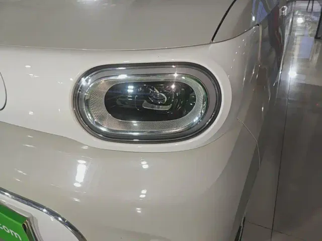 Wuling Hongguang Mini EV — Фото автомобиля 23