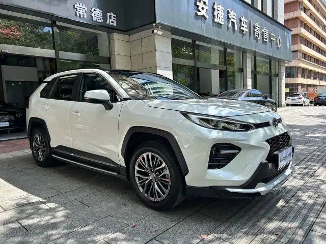 Toyota Wildlander — Фото автомобиля 15