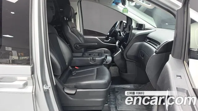 Hyundai Staria — Фото автомобиля 16