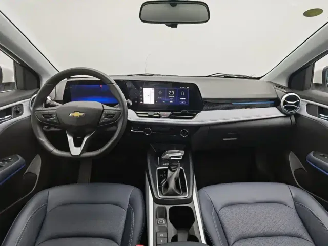 Chevrolet Monza — Фото автомобиля 5