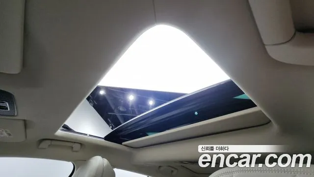 Bentley Flying Spur — Фото автомобиля 18