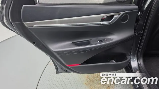 Hyundai Grandeur New — Фото автомобиля 14