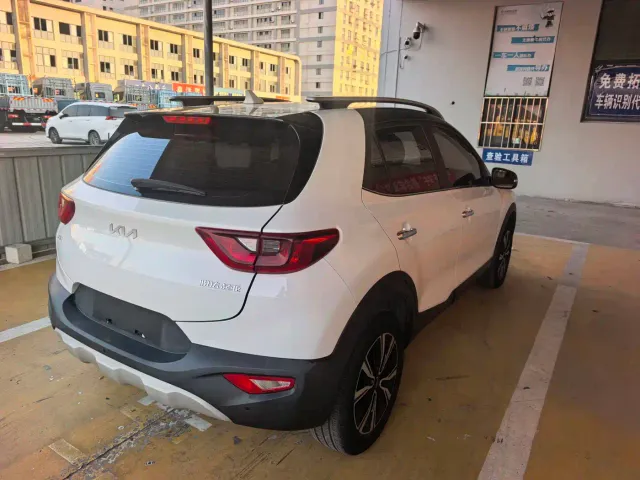 Kia KX1 — Фото автомобиля 5