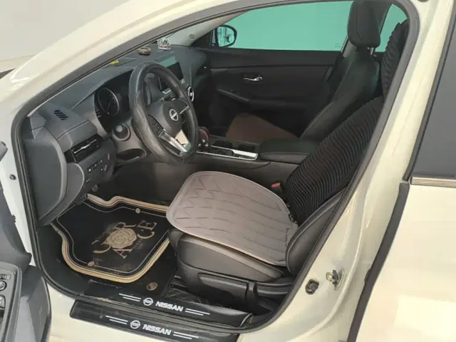 Nissan Sylphy — Фото автомобиля 14