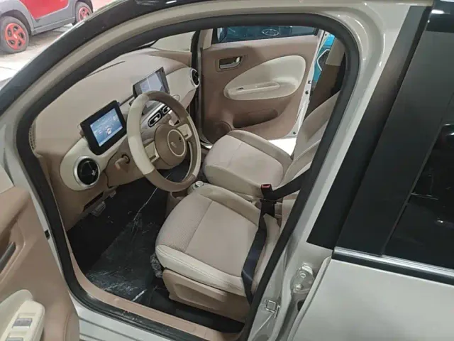 Wuling Hongguang Mini EV — Фото автомобиля 14