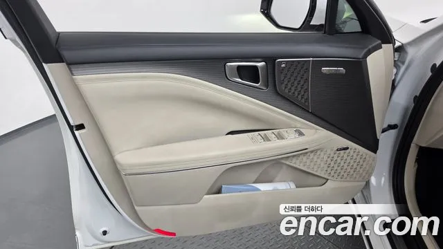 Kia K8 (New) Hybrid — Фото автомобиля 13