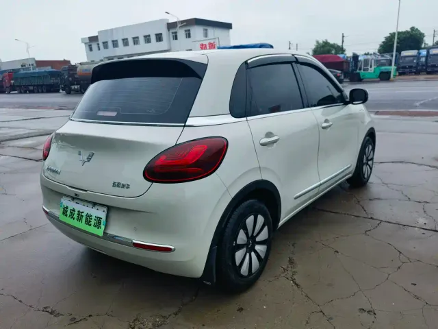 Wuling Bingo — Фото автомобиля 6