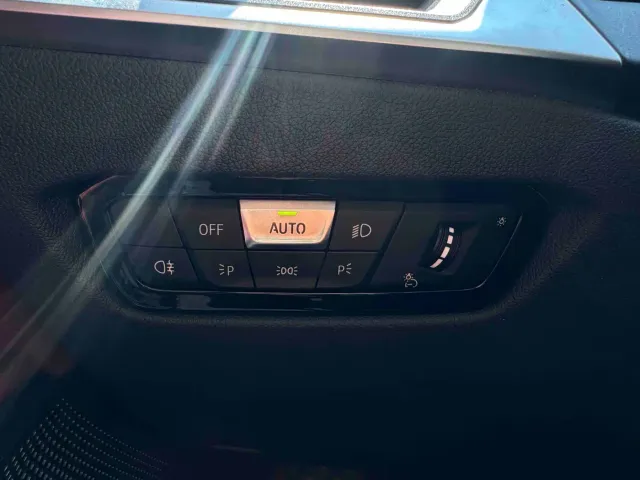 BMW 3 Series — Фото автомобиля 11