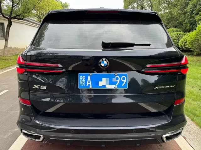 BMW X5 — Фото автомобиля 4