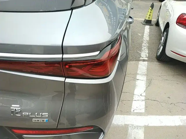 BYD Yuan PLUS 2025 Model Intelligent Driving Edition 510KM Leading Version — Фото автомобиля 7