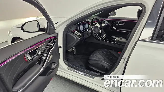Mercedes-Benz S-Class — Фото автомобиля 10