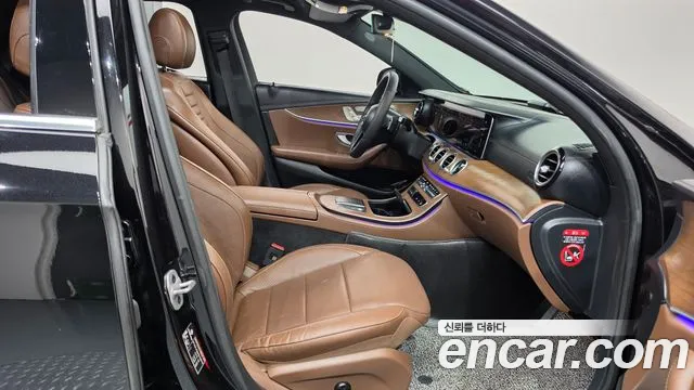 Mercedes-Benz E-Class W213 — Фото автомобиля 16