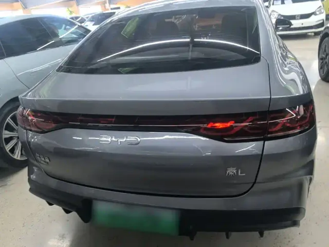 BYD Qin L — Фото автомобиля 3