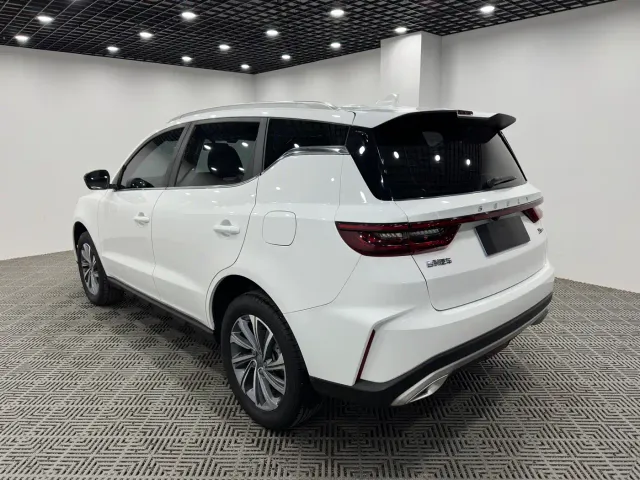 Geely Vision X6 — Фото автомобиля 9