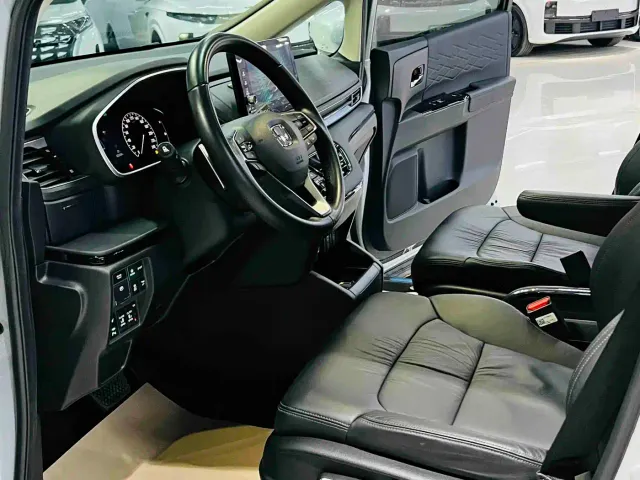Honda Elysion — Фото автомобиля 10