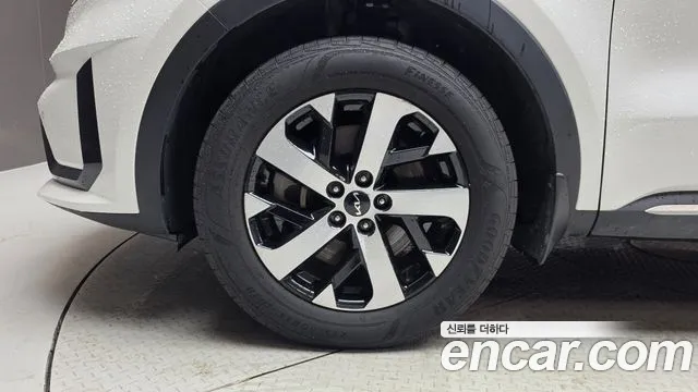 Kia Sorento Sorento 4-е поколение Бензин 2.5T 2WD — Фото автомобиля 4