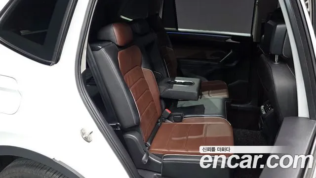 Volkswagen Tiguan — Фото автомобиля 3