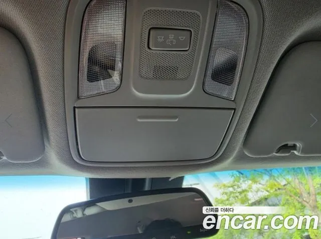 Kia Niro — Фото автомобиля 16