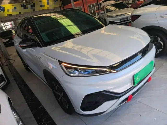 BYD Yuan PLUS — Фото автомобиля 3