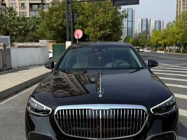 Mercedes-Benz Maybach S-Class — Фото автомобиля 15