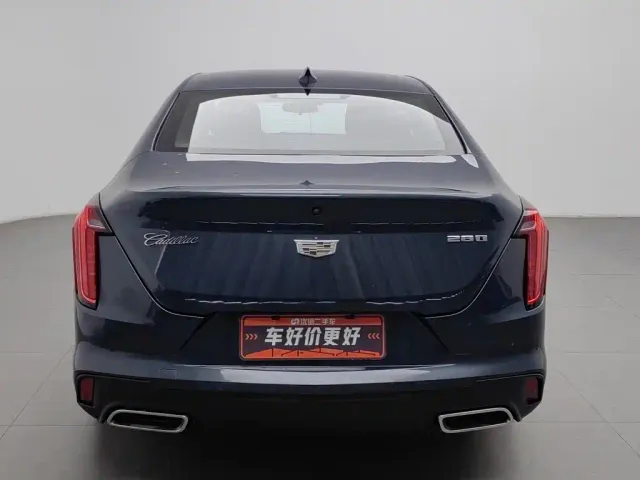 Cadillac CT4 — Фото автомобиля 4