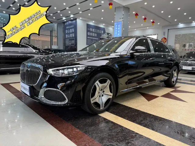 Фотография автомобиля — Mercedes-Benz Maybach S-Class