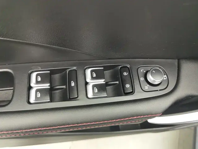 Geely Binyue 2021 1.5TD DCT Glory Edition — Фото автомобиля 9