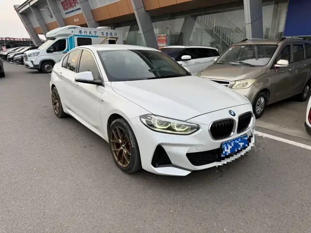 BMW 1 Series — Фото автомобиля 3
