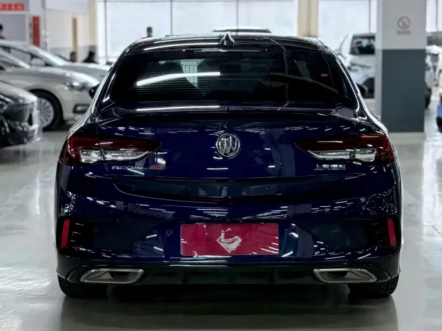 Buick Regal — Фото автомобиля 15