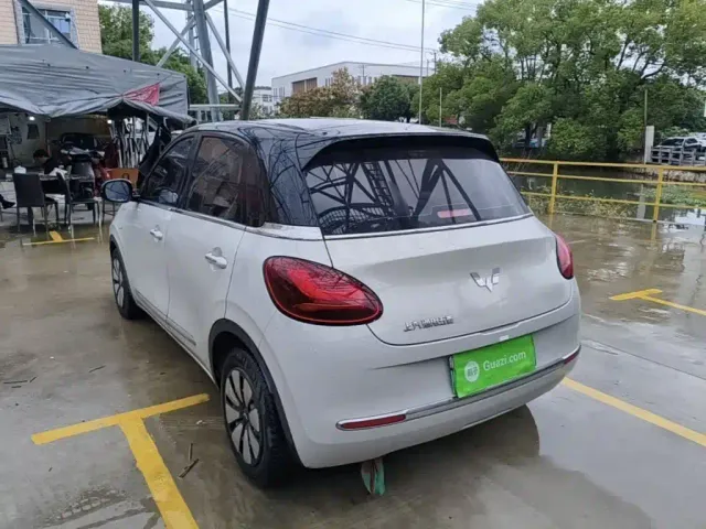 Wuling Bingo — Фото автомобиля 4
