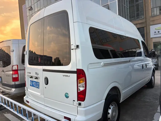 Maxus Xintu V80 — Фото автомобиля 9